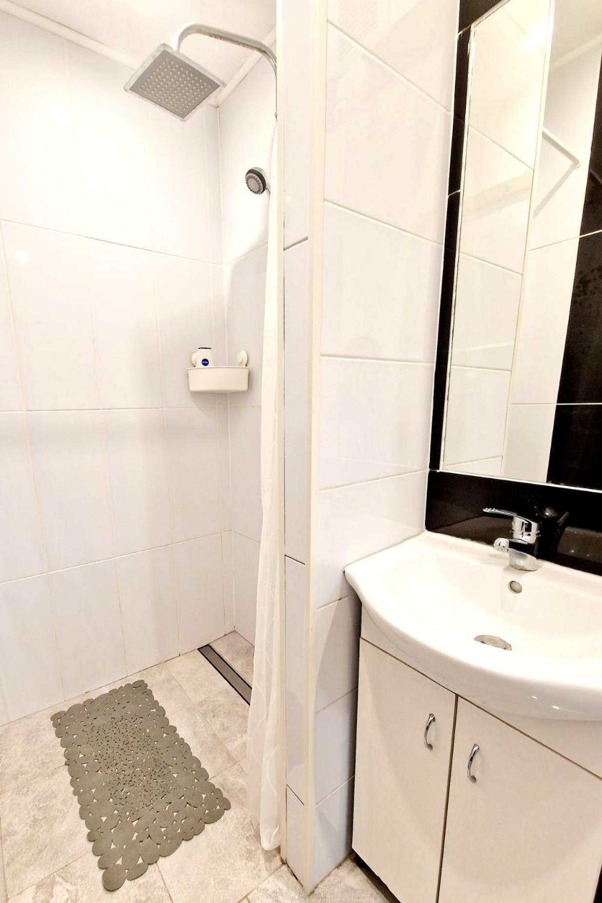 クウォツコLawendowy Zakatek Apartamentアパートメント エクステリア 写真