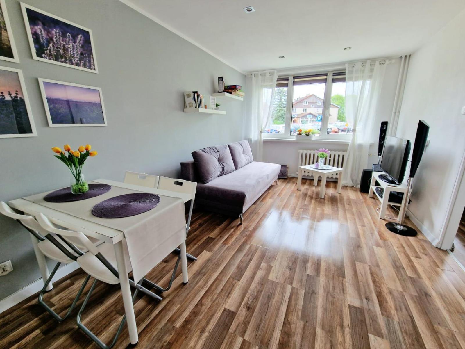 クウォツコLawendowy Zakatek Apartamentアパートメント エクステリア 写真